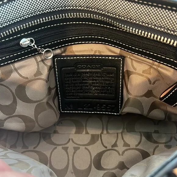 Coach Vintage Black & White Tweed Top Handle Satchel Tote Handbag #9557 - Picture 11 of 15